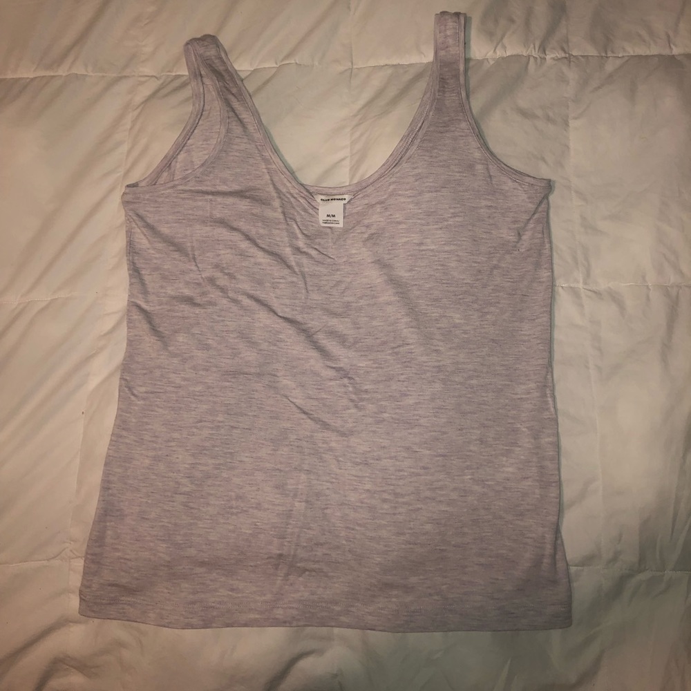 Lavender Club Monaco scoop neck tank in medium